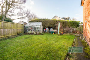 Photo 33- click for photo gallery